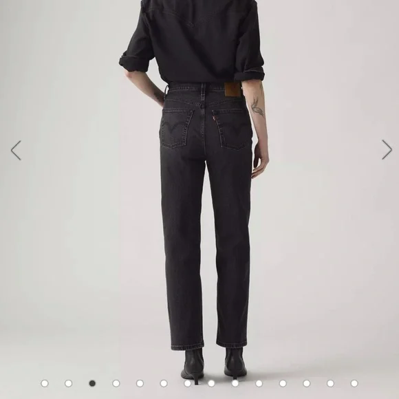 Levi’s Ribcage Jeans - Picture 2 of 8